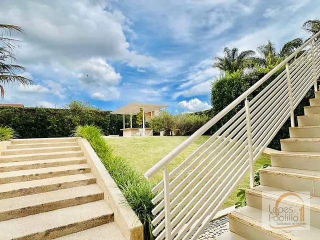 Casa com 370m² 3 quartos e 3 banheiros, para alugar, no bairro Jardim Itaperi em Atibaia