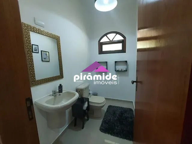Casa com 1027m² 4 quartos e 5 banheiros, à venda, no bairro Condomínio Residencial Mirante do Vale em Jacareí