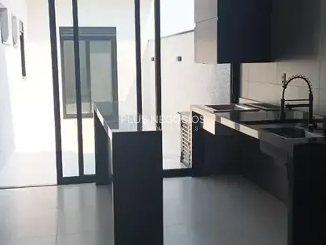 Casa com 200m² 3 quartos e 4 banheiros, à venda, no bairro Wanel Ville em Sorocaba