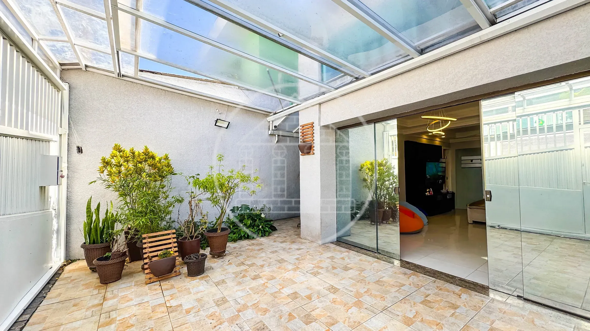 Casa, 3 quartos, 200 m² - Foto 2