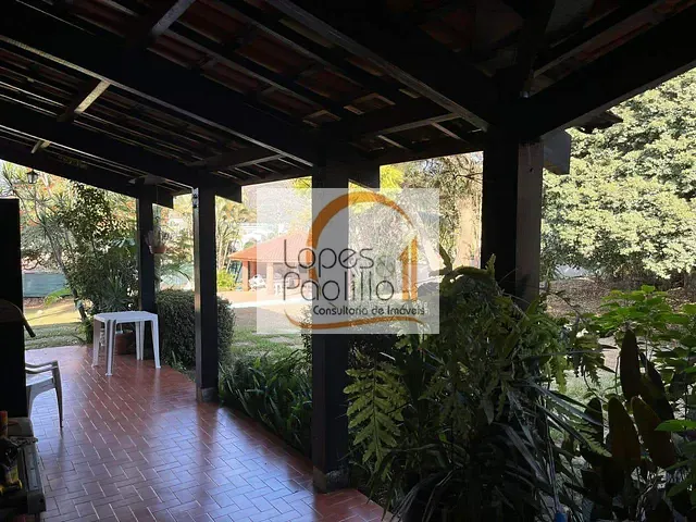 Casa com 2040m² 4 quartos e 3 banheiros, à venda, no bairro Jardim Paulista em Atibaia