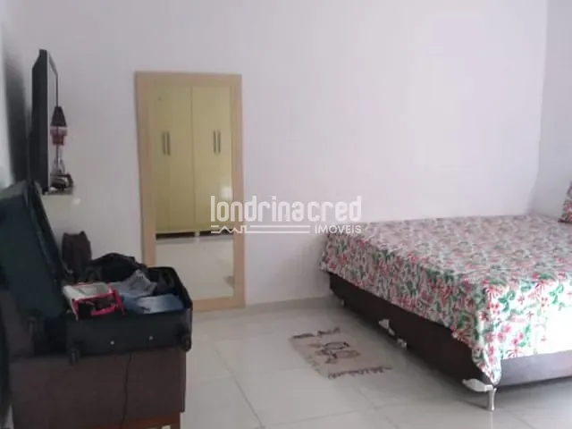 Casa com 270m², à venda, no bairro Jardim Tókio em Londrina