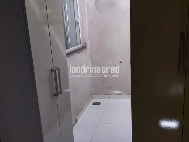 Casa com 270m², à venda, no bairro Jardim Tókio em Londrina