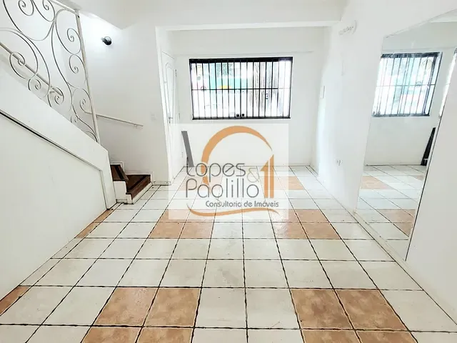 Casa com 111m², para alugar, no bairro Centro em Atibaia