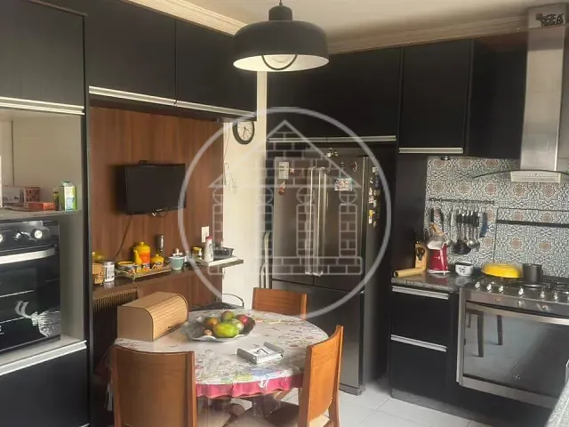 Casa 4 quartos e 5 banheiros, à venda, no bairro City América em São Paulo