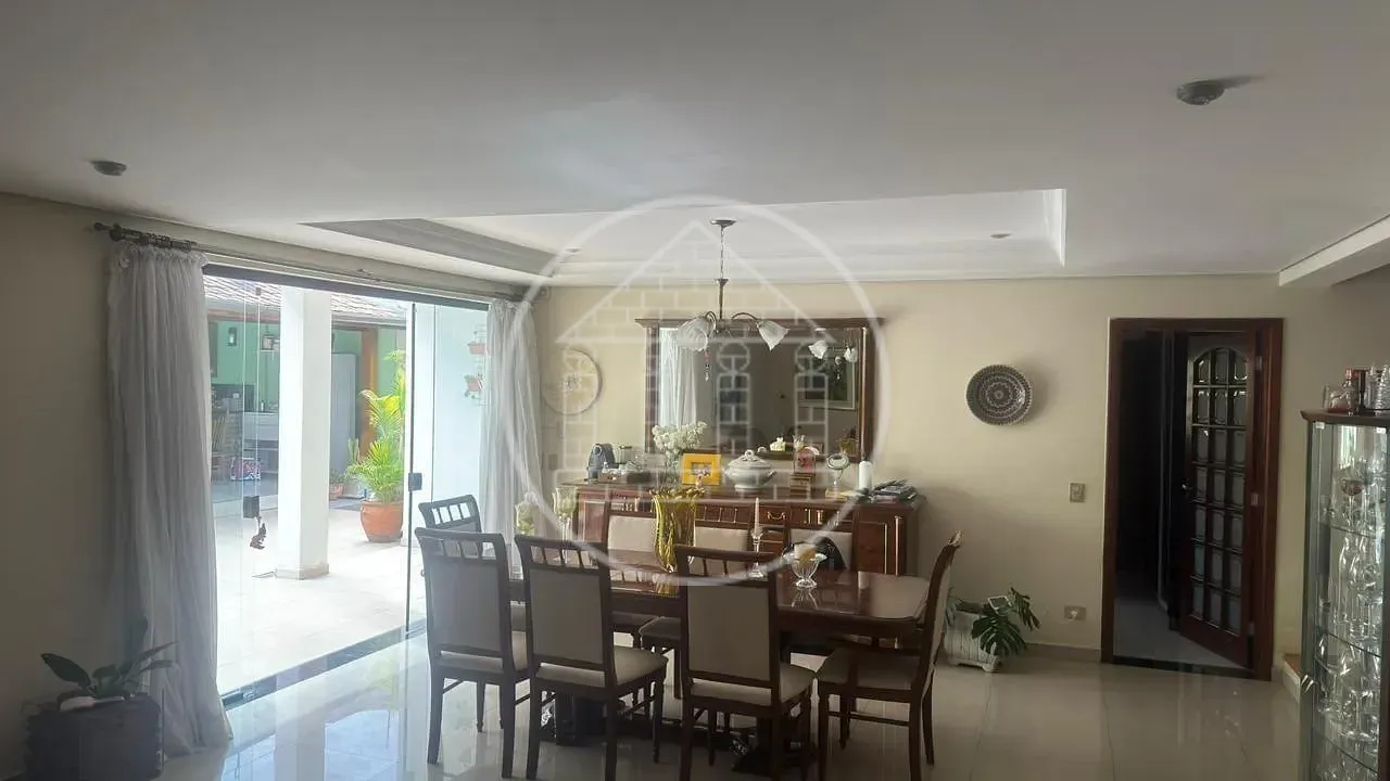 Casa, 4 quartos, 380 m² - Foto 2