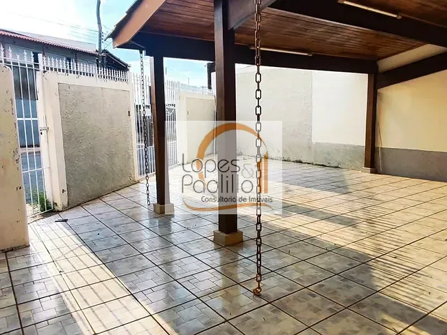 Casa com 195m² 3 quartos e 2 banheiros, à venda, no bairro Jardim Alvinópolis em Atibaia