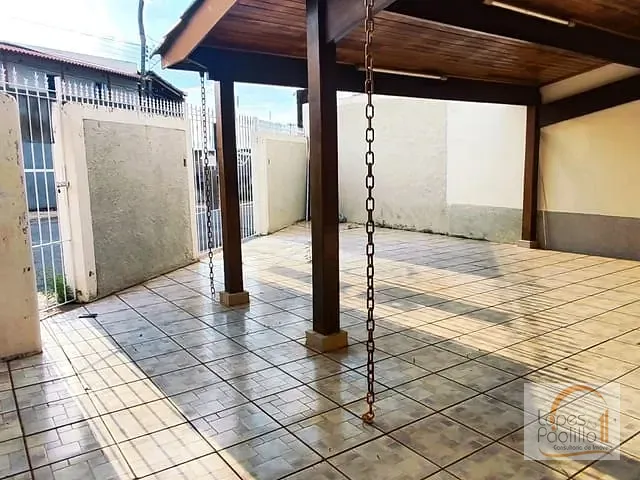 Casa com 195m² 3 quartos e 2 banheiros, à venda, no bairro Jardim Alvinópolis em Atibaia