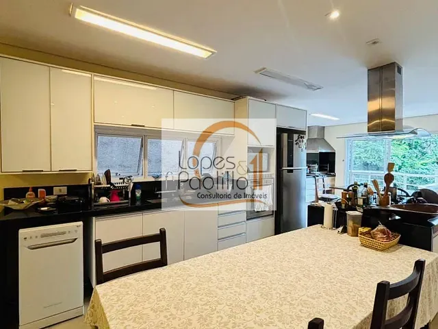 Casa com 274m² 4 quartos e 3 banheiros, para alugar, no bairro Recreio Maristela em Atibaia