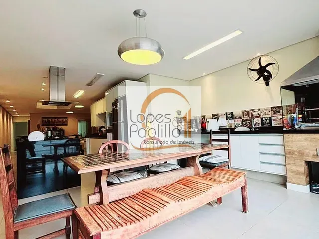 Casa com 274m² 4 quartos e 3 banheiros, para alugar, no bairro Recreio Maristela em Atibaia