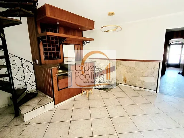 Casa com 300m², para alugar, no bairro Alvinópolis em Atibaia