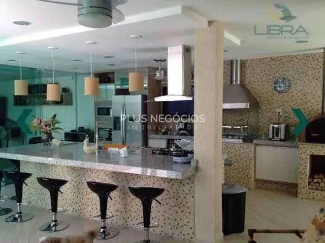 Casa com 370m² 3 quartos e 5 banheiros, à venda, no bairro Jardim Ibiti do Paço em Sorocaba