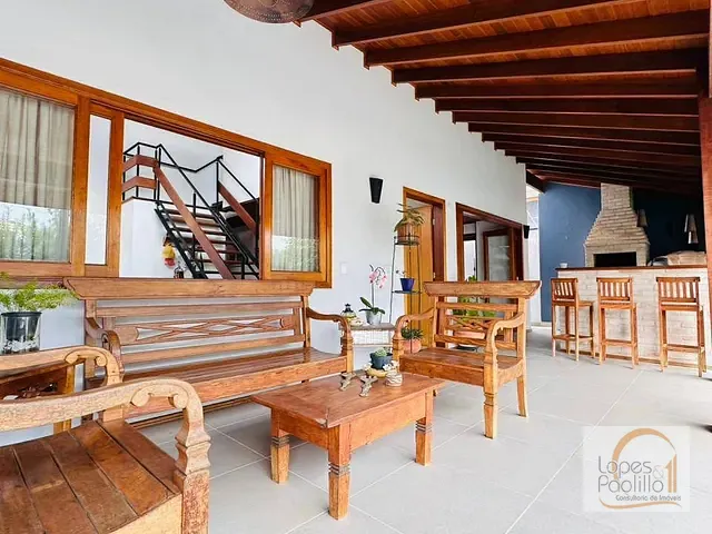 Casa com 325m² 3 quartos e 3 banheiros, para alugar, no bairro Jardim Paulista em Atibaia