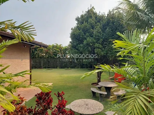 Casa com 1500m² 4 quartos e 5 banheiros, à venda, no bairro lago azul em Araçoiaba da Serra