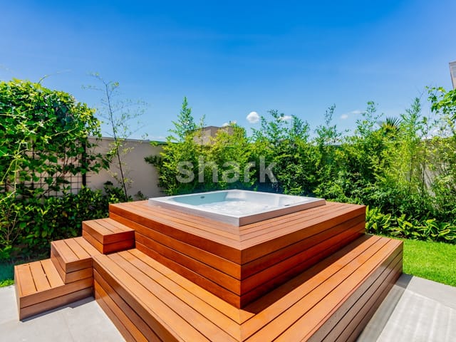 Casa com 445m² 4 quartos e 6 banheiros, à venda, no bairro Alphaville em Santana de Parnaíba