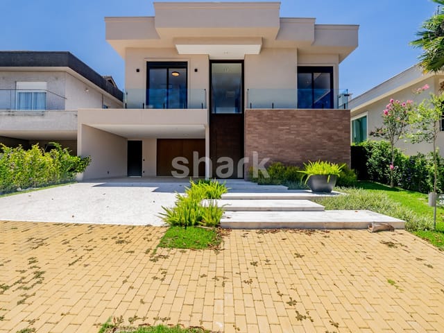 Casa com 445m² 4 quartos e 6 banheiros, à venda, no bairro Alphaville em Santana de Parnaíba