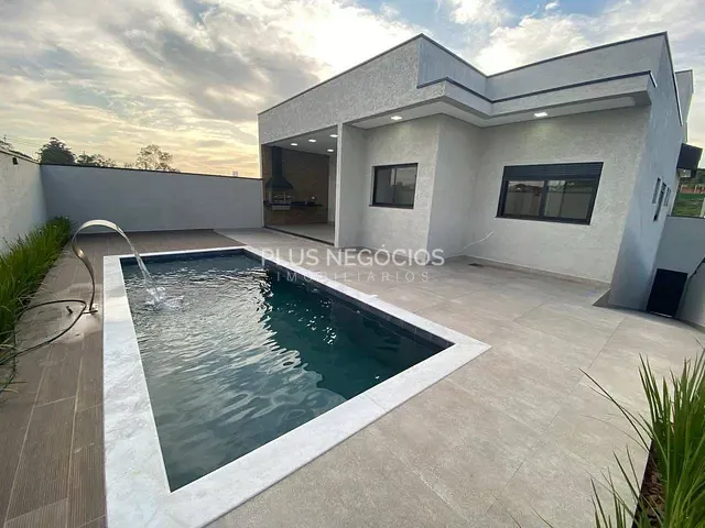 Casa com 360m² 3 quartos e 4 banheiros, à venda, no bairro Além Ponte em Sorocaba