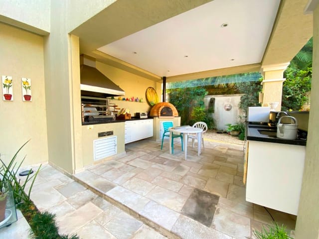 Casa com 1284m², à venda, no bairro Alphaville Residencial Dois em Barueri