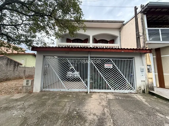 Casa com 140m² 4 quartos e 4 banheiros, à venda, no bairro Jardim Bonsucesso em Sorocaba