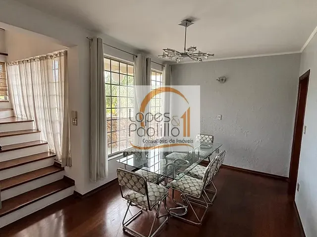 Casa com 270m² 3 quartos e 2 banheiros, à venda, no bairro Vila Junqueira em Atibaia