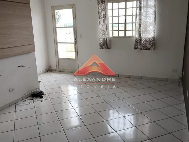 Casa com 56m² 2 quartos e 1 banheiro, à venda, no bairro Jardim Santo Onofre em São José dos Campos