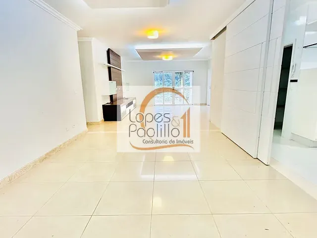 Casa com 1100m² 5 quartos e 6 banheiros, para alugar, no bairro Condomínio Flamboyant-B em Atibaia