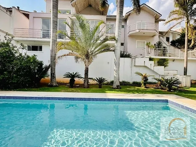 Casa com 1100m² 5 quartos e 6 banheiros, para alugar, no bairro Condomínio Flamboyant-B em Atibaia