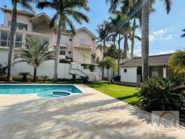 Casa com 1100m² 5 quartos e 6 banheiros, para alugar, no bairro Condomínio Flamboyant-B em Atibaia