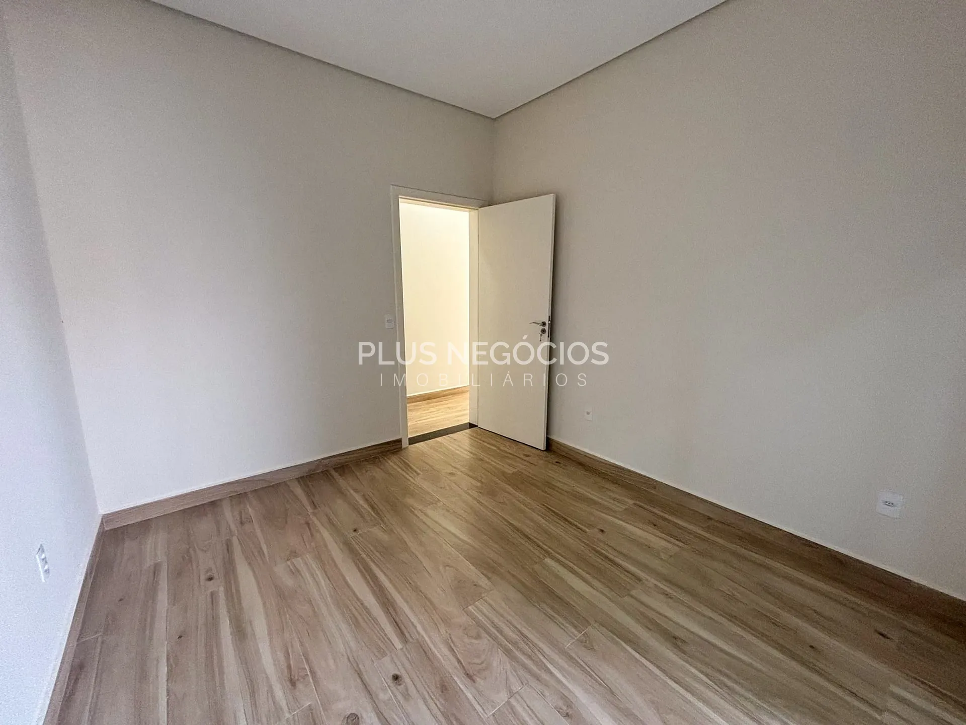 Casa, 4 quartos, 280 m² - Foto 19