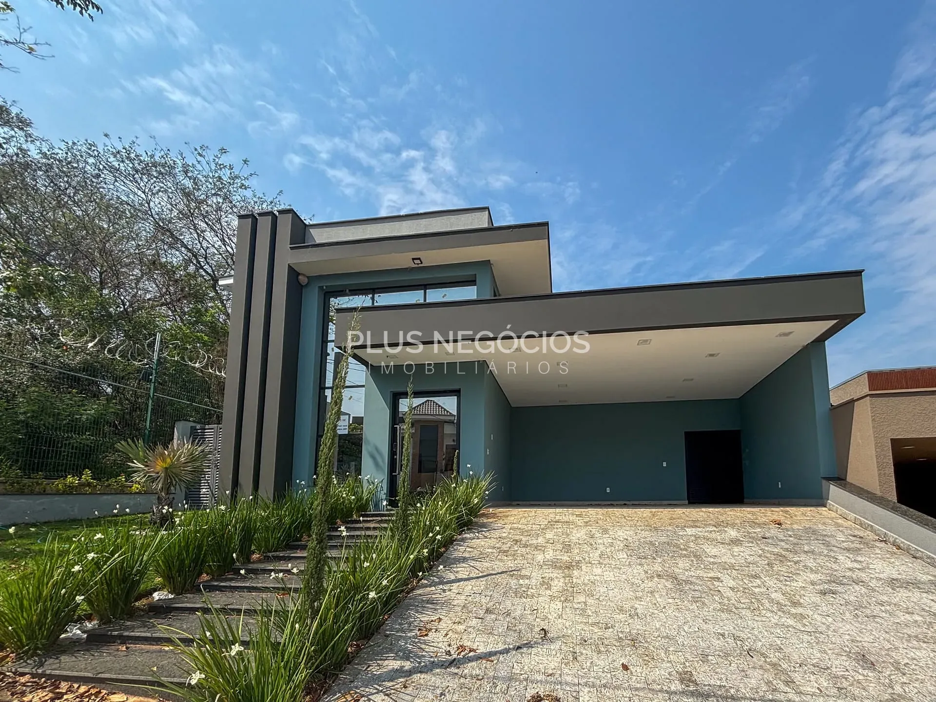 Casa, 4 quartos, 280 m² - Foto 1