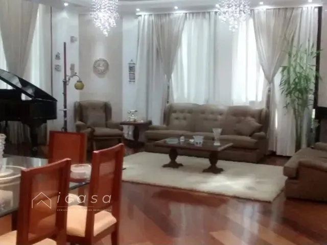 Casa com 560m² 4 quartos e 7 banheiros, à venda, no bairro Residencial Morada dos Lagos em Barueri