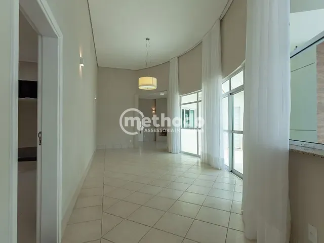 Casa com 640m² 4 quartos e 5 banheiros, à venda, no bairro Loteamento Alphaville Campinas em Campinas