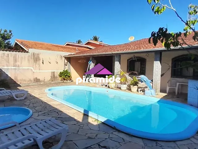Casa com 432m² 4 quartos e 3 banheiros, à venda, no bairro Pontal de Santa Marina em Caraguatatuba