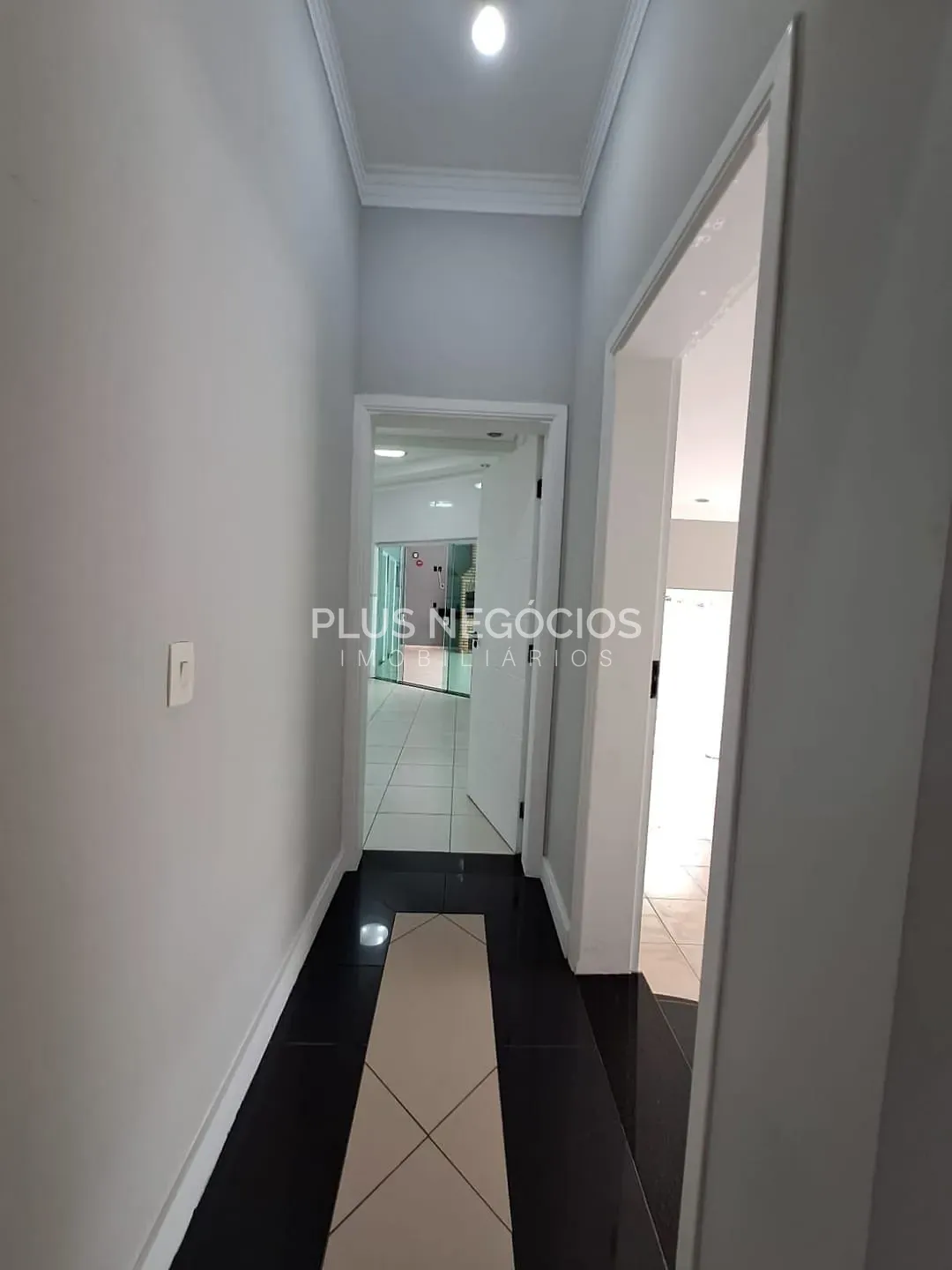 Casa, 3 quartos, 340 m² - Foto 25
