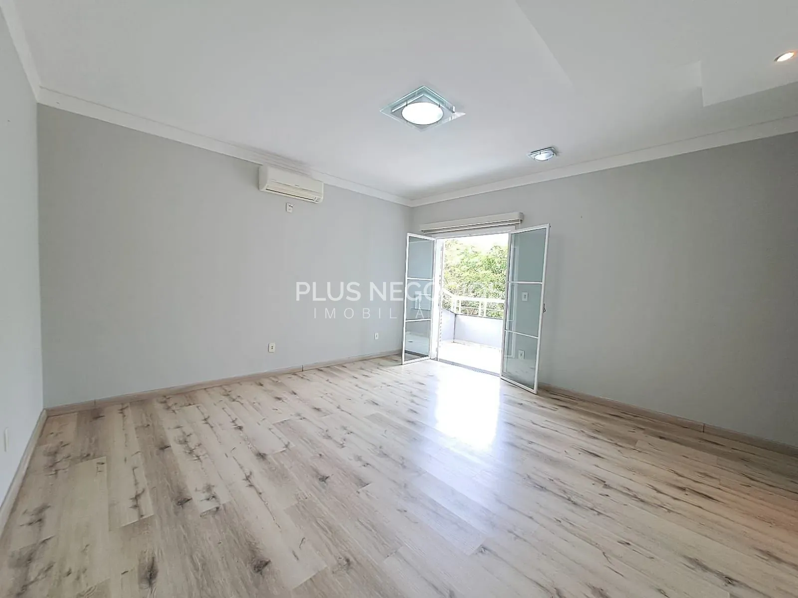 Casa, 3 quartos, 340 m² - Foto 38
