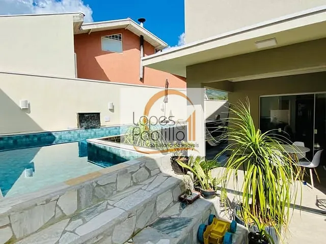 Casa com 159m² 3 quartos e 3 banheiros, à venda, no bairro Recreio Maristela em Atibaia