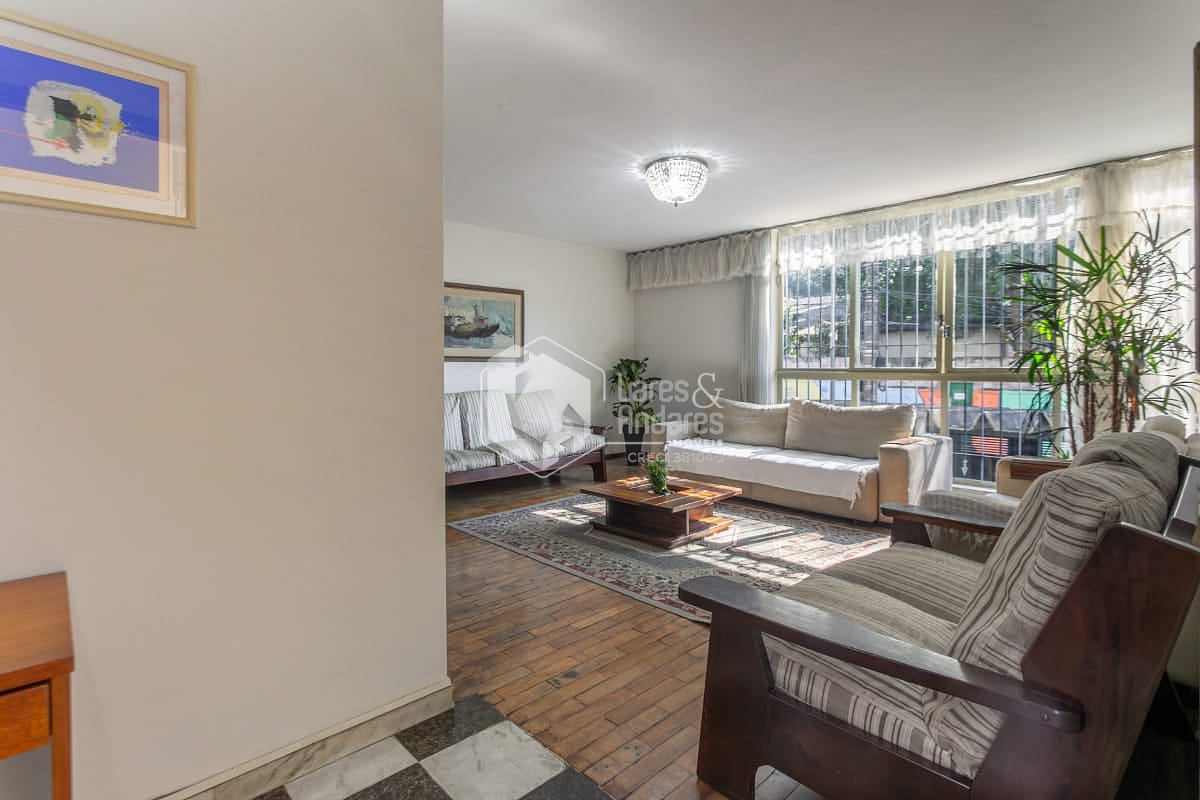Casa à venda com 3 quartos, 193m² - Foto 3