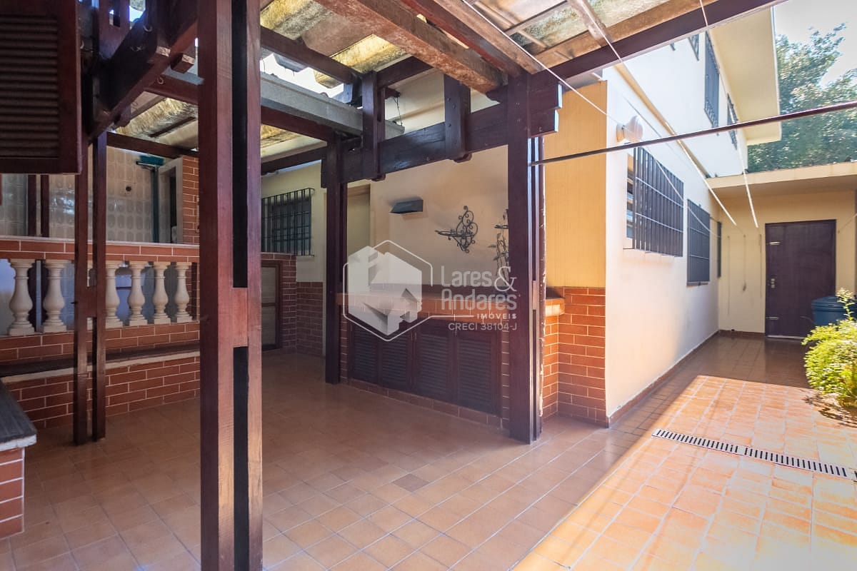 Casa à venda com 3 quartos, 193m² - Foto 18