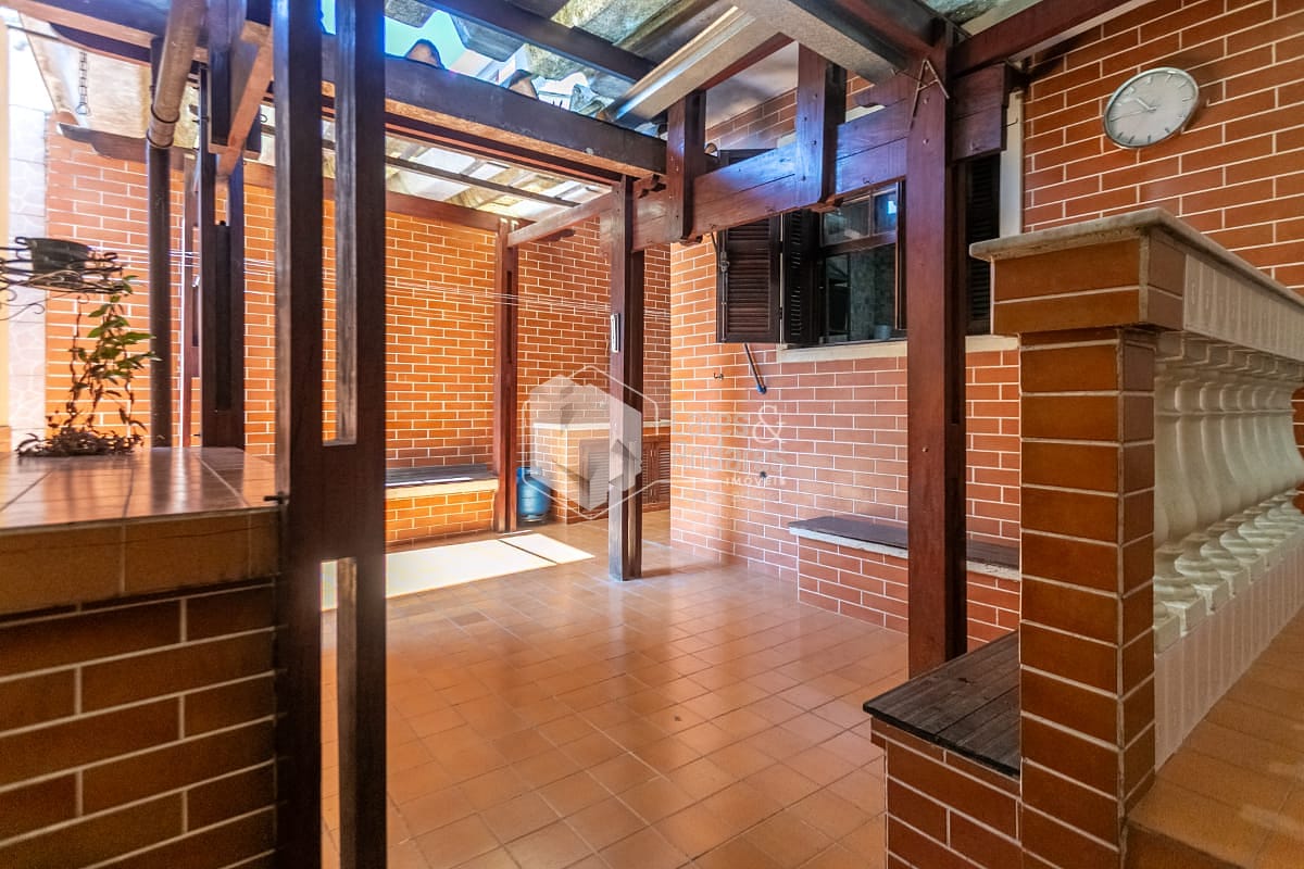 Casa à venda com 3 quartos, 193m² - Foto 16