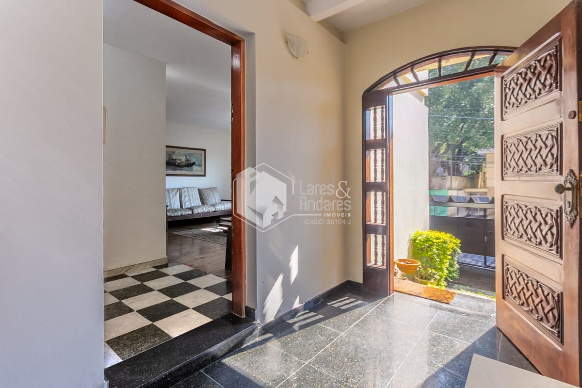 Casa à venda com 3 quartos, 193m² - Foto 4