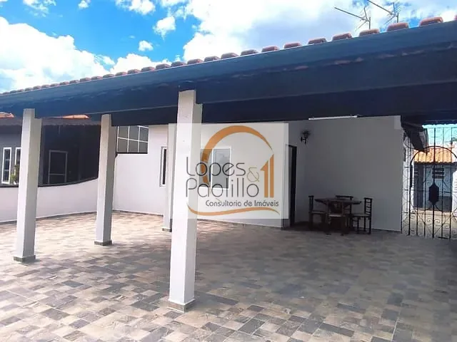 Casa com 335m² 3 quartos e 2 banheiros, à venda, no bairro Jardim Terceiro Centenário em Atibaia