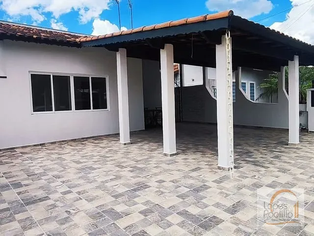 Casa com 335m² 3 quartos e 2 banheiros, à venda, no bairro Jardim Terceiro Centenário em Atibaia