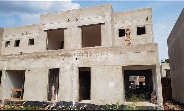 Casa, 3 quartos, 92 m² - Foto 2