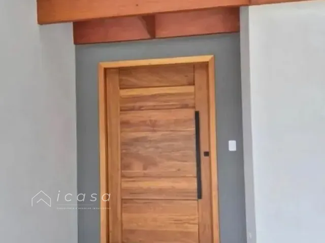 Casa com 264m² 3 quartos e 4 banheiros, à venda, no bairro Parque São Luís em Taubaté
