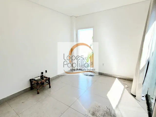 Casa com 450m², para alugar, no bairro Jardim Brasil em Atibaia