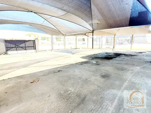 Casa com 450m², para alugar, no bairro Jardim Brasil em Atibaia