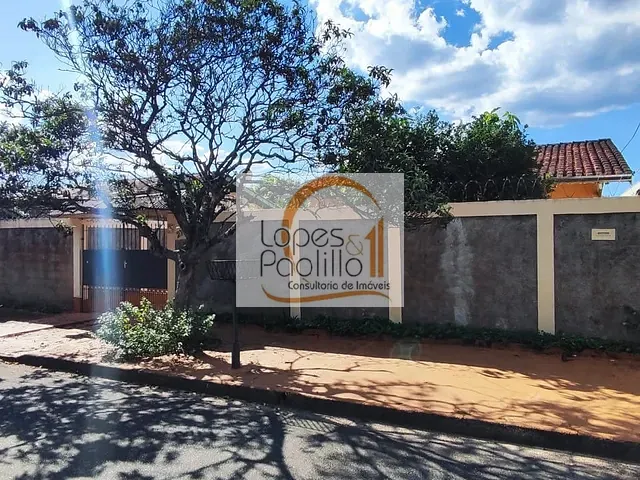 Casa com 480m² 2 quartos e 2 banheiros, à venda, no bairro Jardim dos Pinheiros em Atibaia