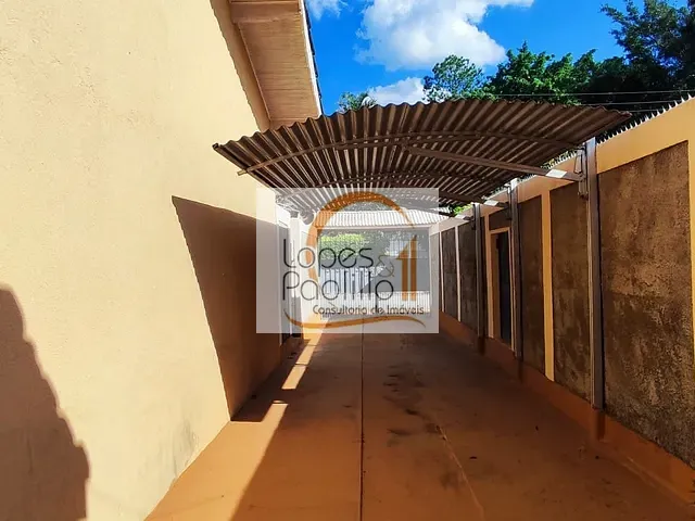 Casa com 480m² 2 quartos e 2 banheiros, à venda, no bairro Jardim dos Pinheiros em Atibaia