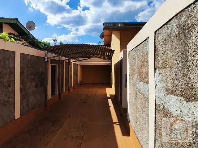 Casa com 480m² 2 quartos e 2 banheiros, à venda, no bairro Jardim dos Pinheiros em Atibaia