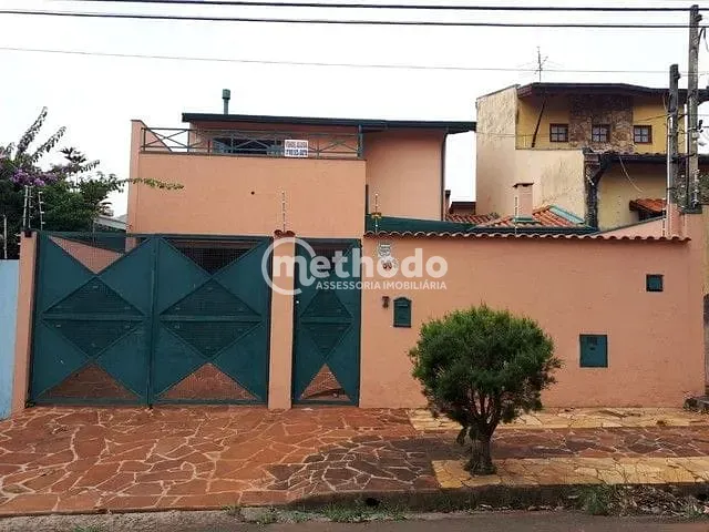 Casa com 300m² 3 quartos e 3 banheiros, à venda, no bairro Jardim do Sol em Campinas